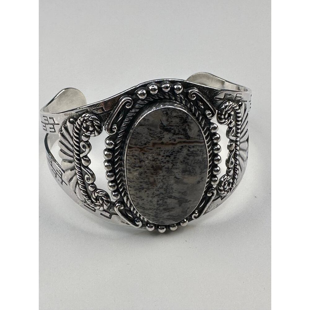 Vintage 1970’s Native American Sterling Silver and Agate Cuff Bracelet